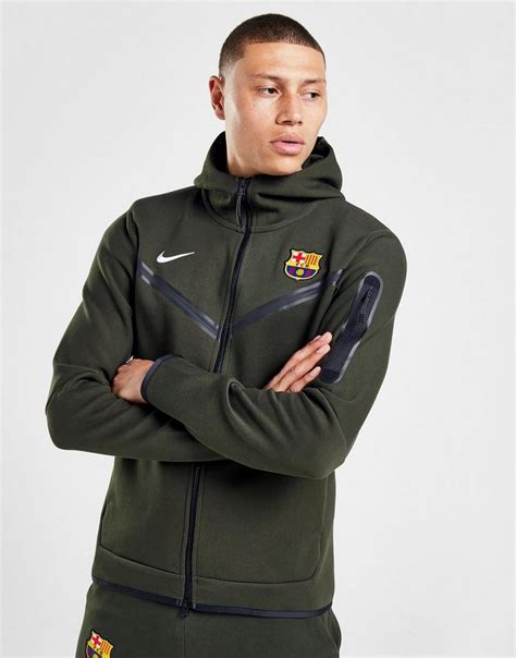 FC Barcelona Tech Fleece (7) 